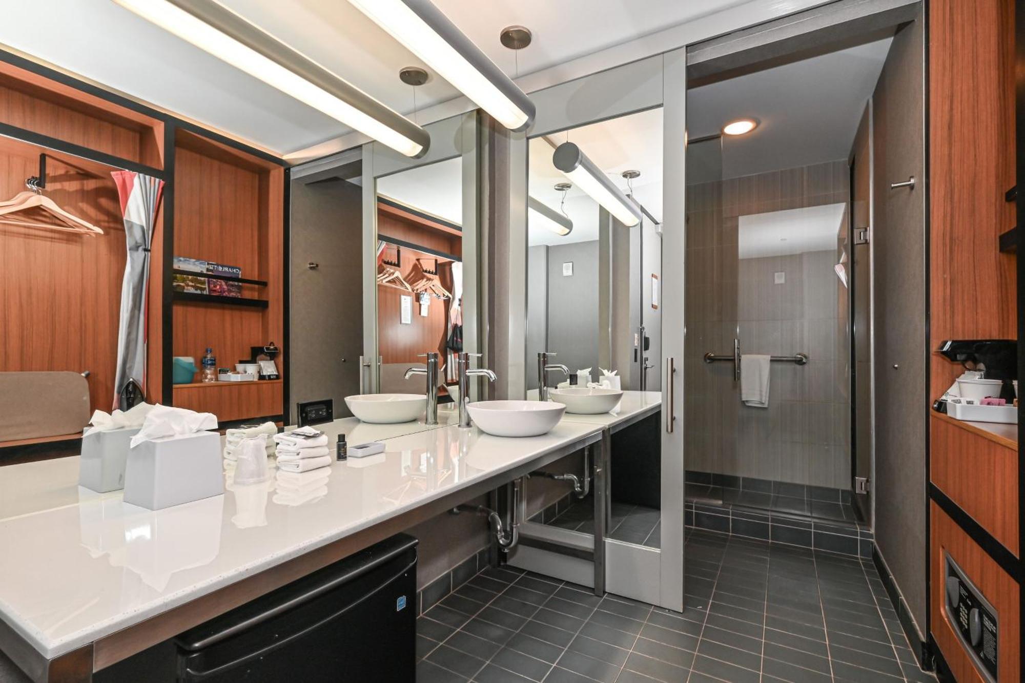Aloft Charlotte City Center Bagian luar foto