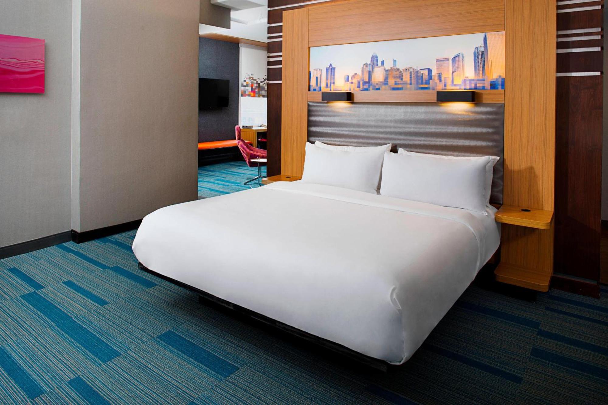 Aloft Charlotte City Center Bagian luar foto