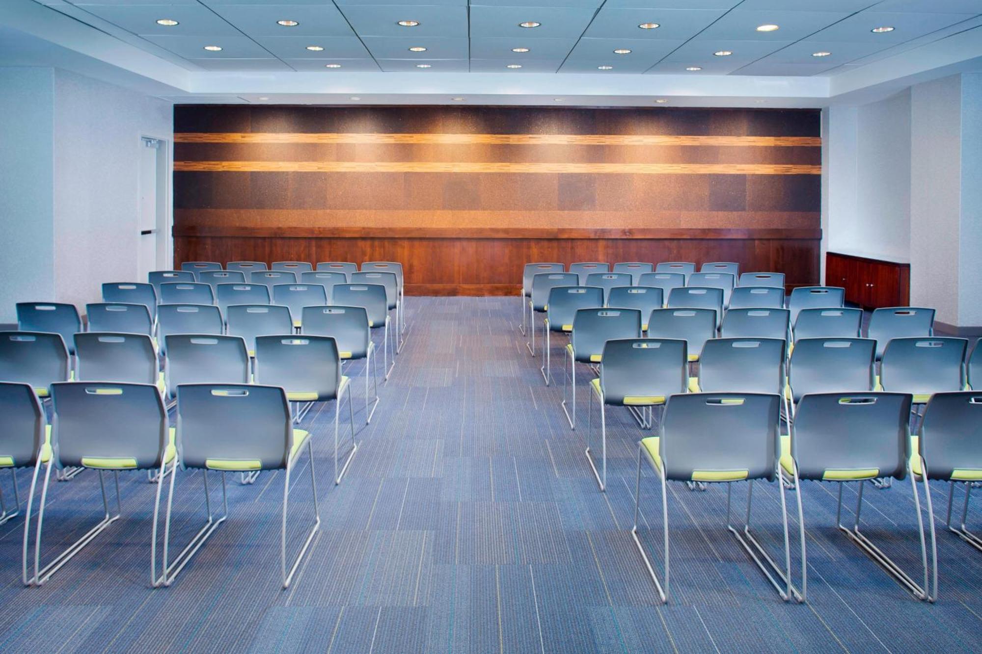 Aloft Charlotte City Center Bagian luar foto