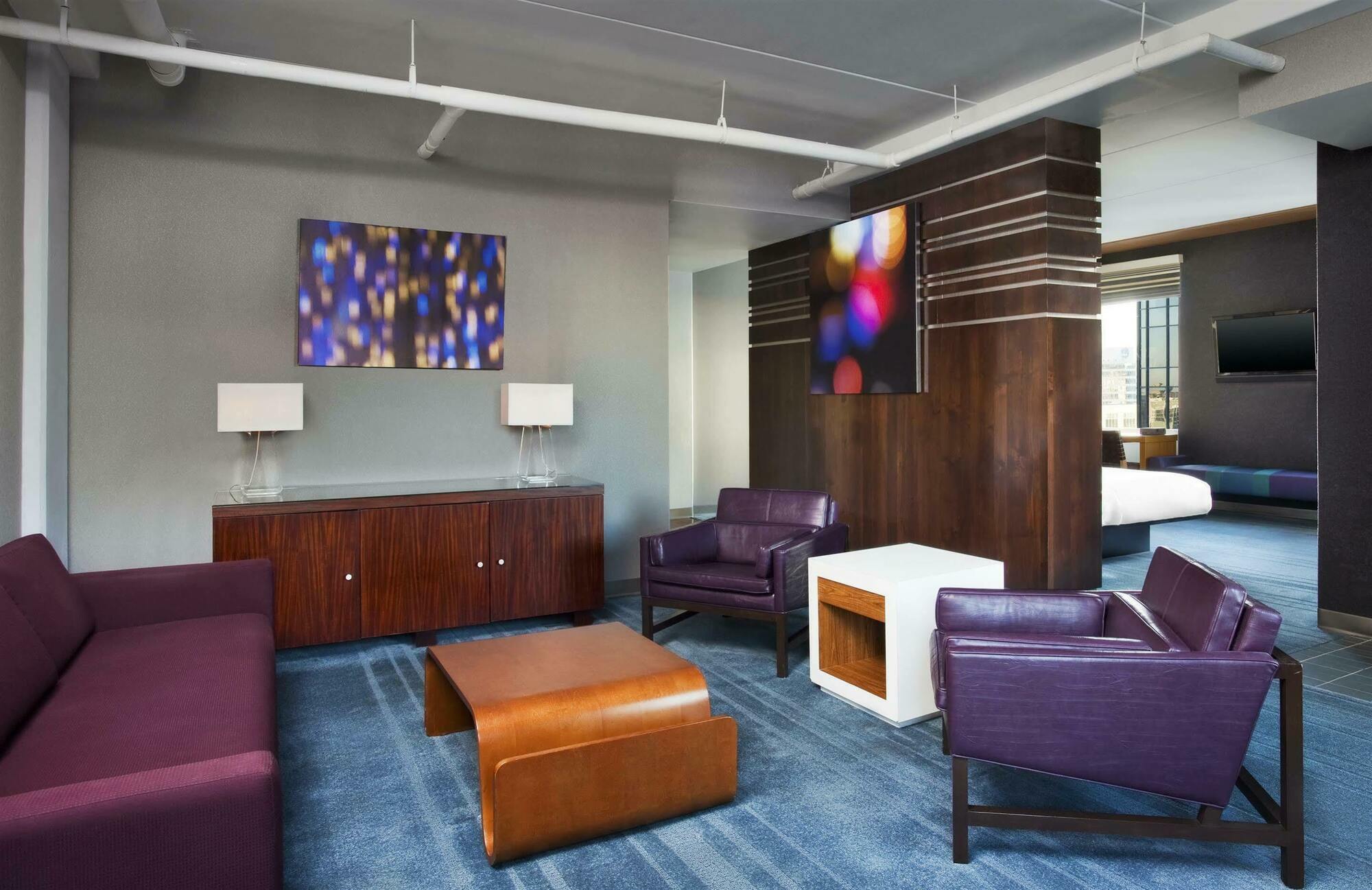 Aloft Charlotte City Center Bagian luar foto